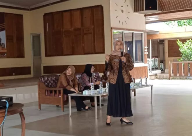 Sosialiasi Dasar Hukum Pemberian Hibah Untuk Ormas di KBB, Hanik Setyowati Ungkap Begini